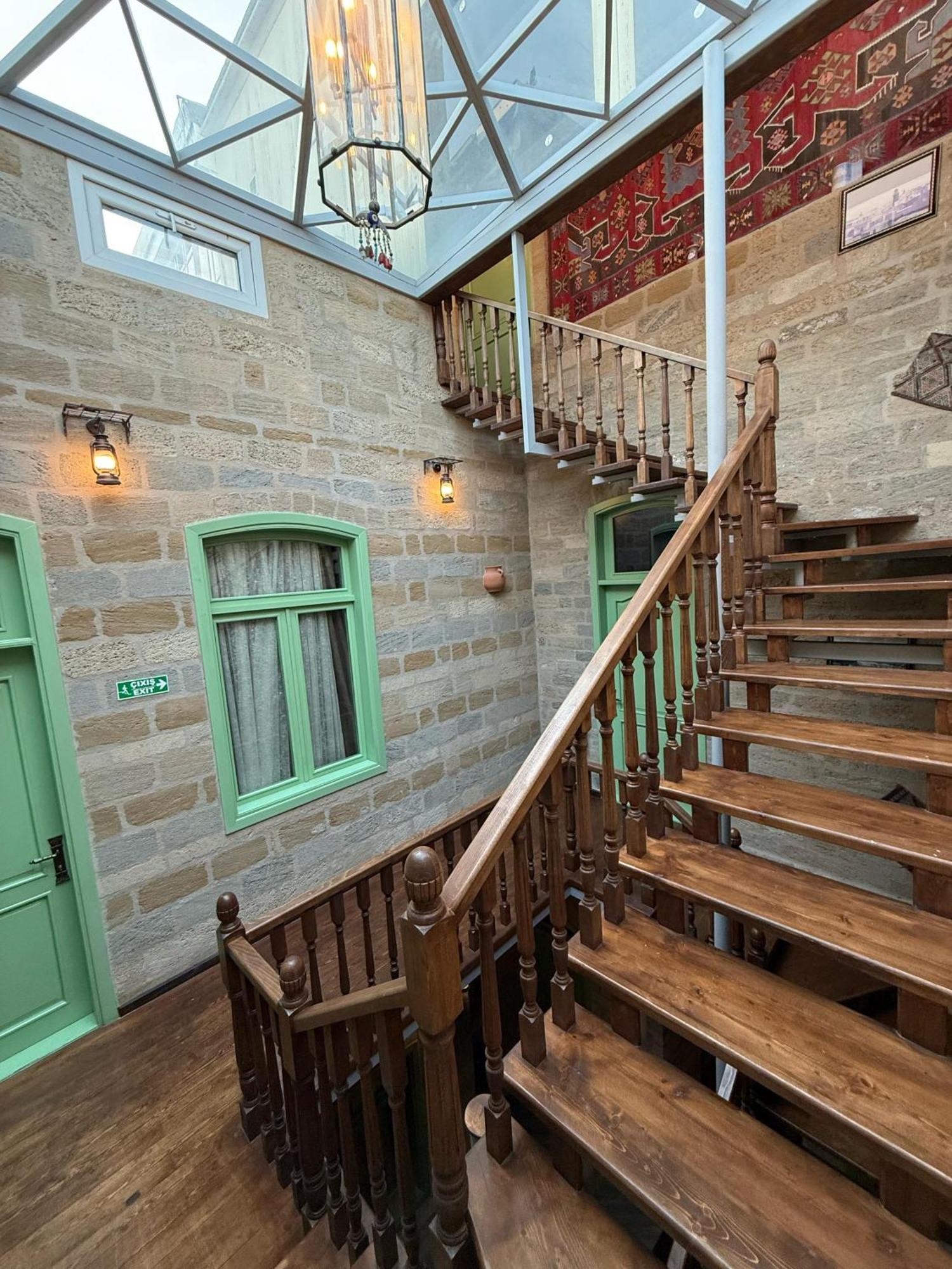 Sazeli Old Baku Hotel Экстерьер фото